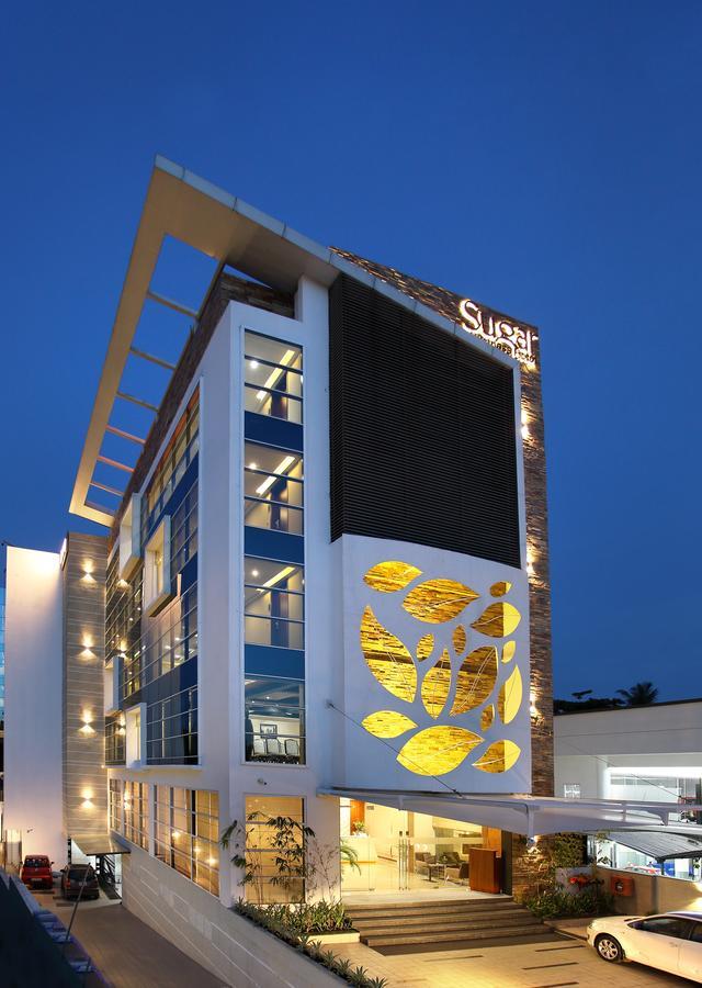 Sugar Business Hotel Kochi Exterior foto